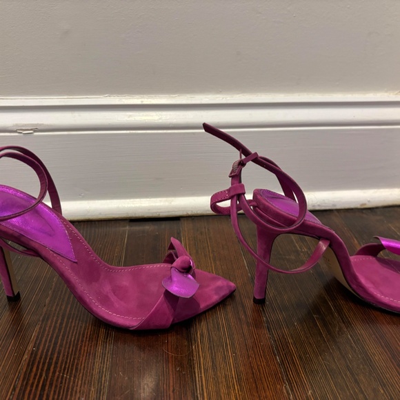 Schutz Elora Leather Sandal - Picture 6 of 6